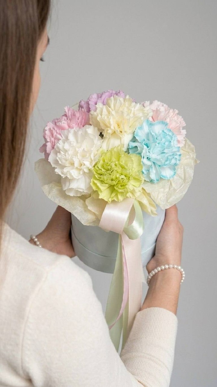 Композиция в коробке «Яркий момент»